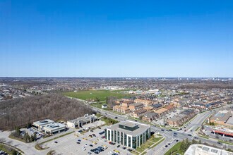 8800 Dufferin St, Vaughan, ON - VUE AÉRIENNE  vue de carte - Image1