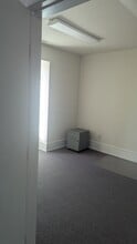 10 Exchange Pl, West Grove, PA à louer Photo intérieure– Image 1 sur 3