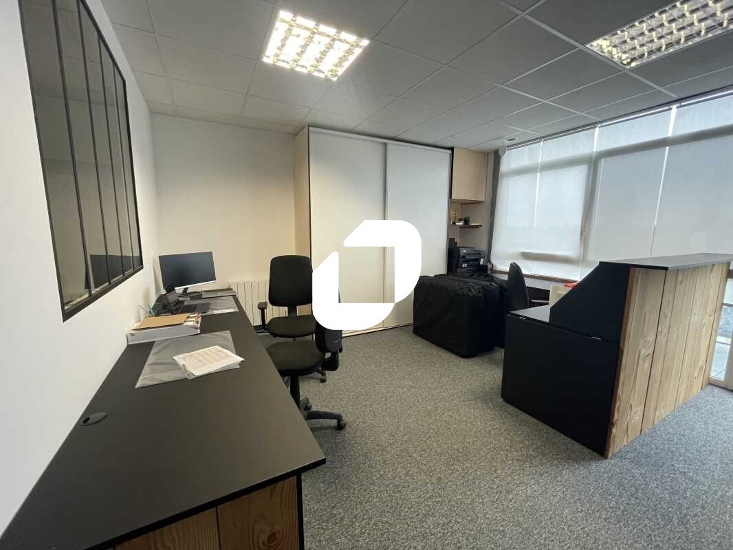 Bureau dans Bordeaux à louer Photo intérieure– Image 1 sur 7