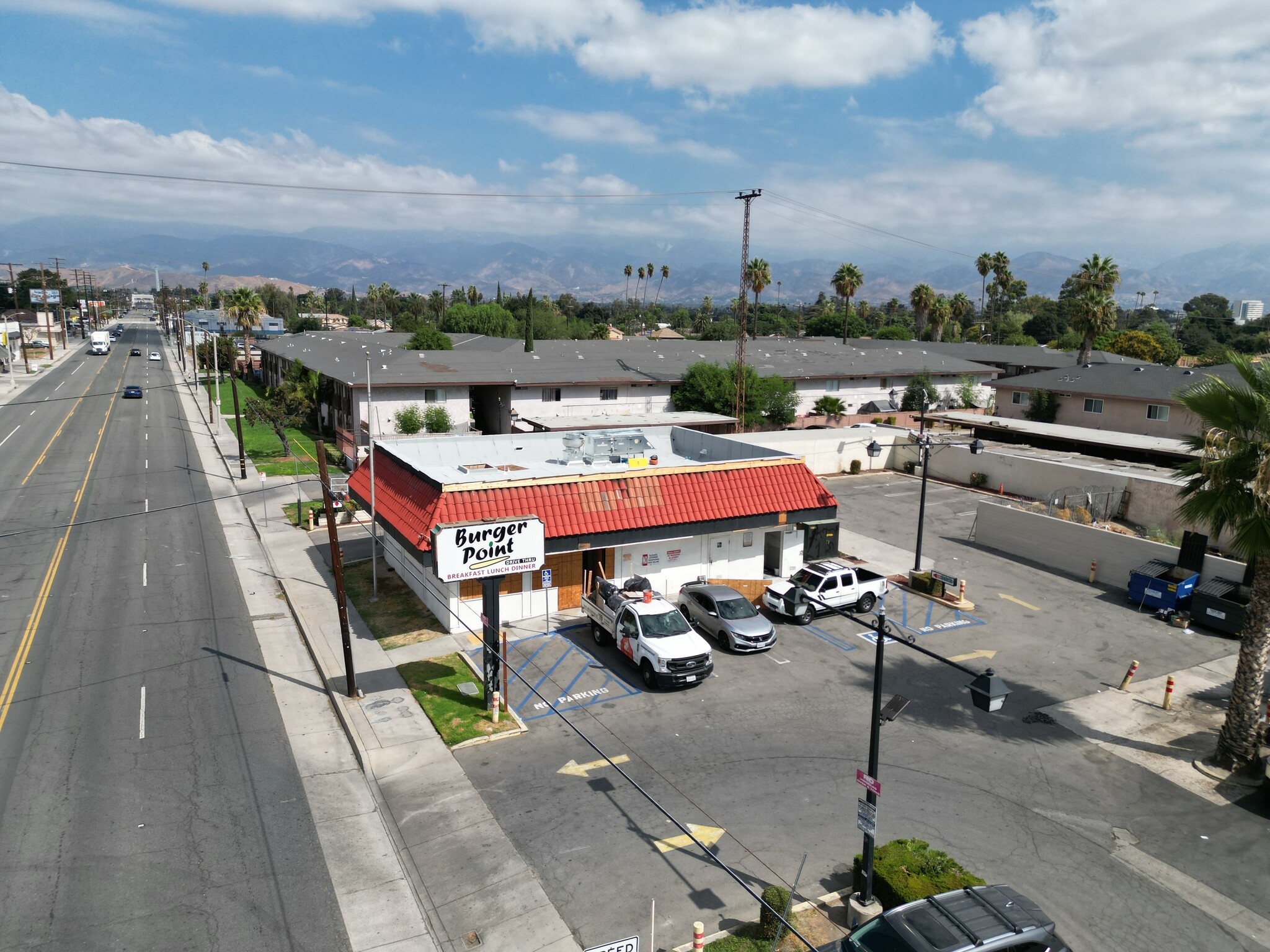 1292 W Mill St, San Bernardino, CA à louer Photo intérieure– Image 1 sur 9