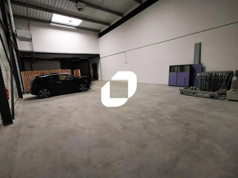 Bureau dans Collégien à louer - Photo de l’immeuble – Image 1 sur 6