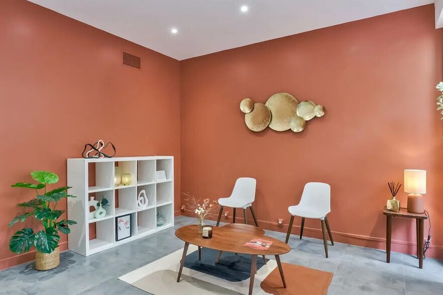 Local commercial dans Issy-les-Moulineaux à louer - Photo de l’immeuble – Image 2 sur 10