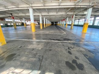 Plus de détails pour 11 Berkshire St, Holyoke, MA - Industriel/Logistique à louer