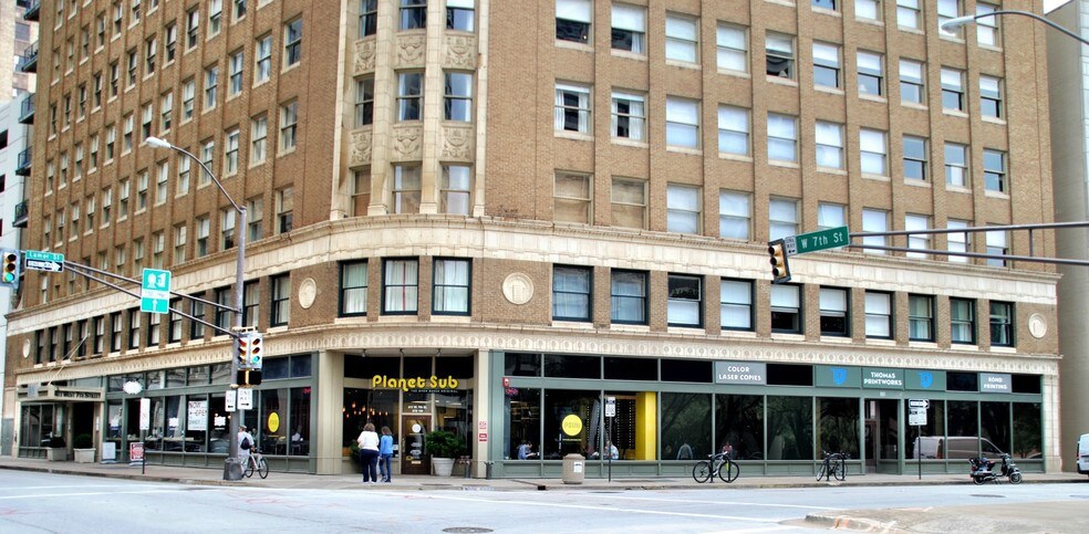 411 W 7th St, Fort Worth, TX à louer - Photo de l’immeuble – Image 3 sur 10