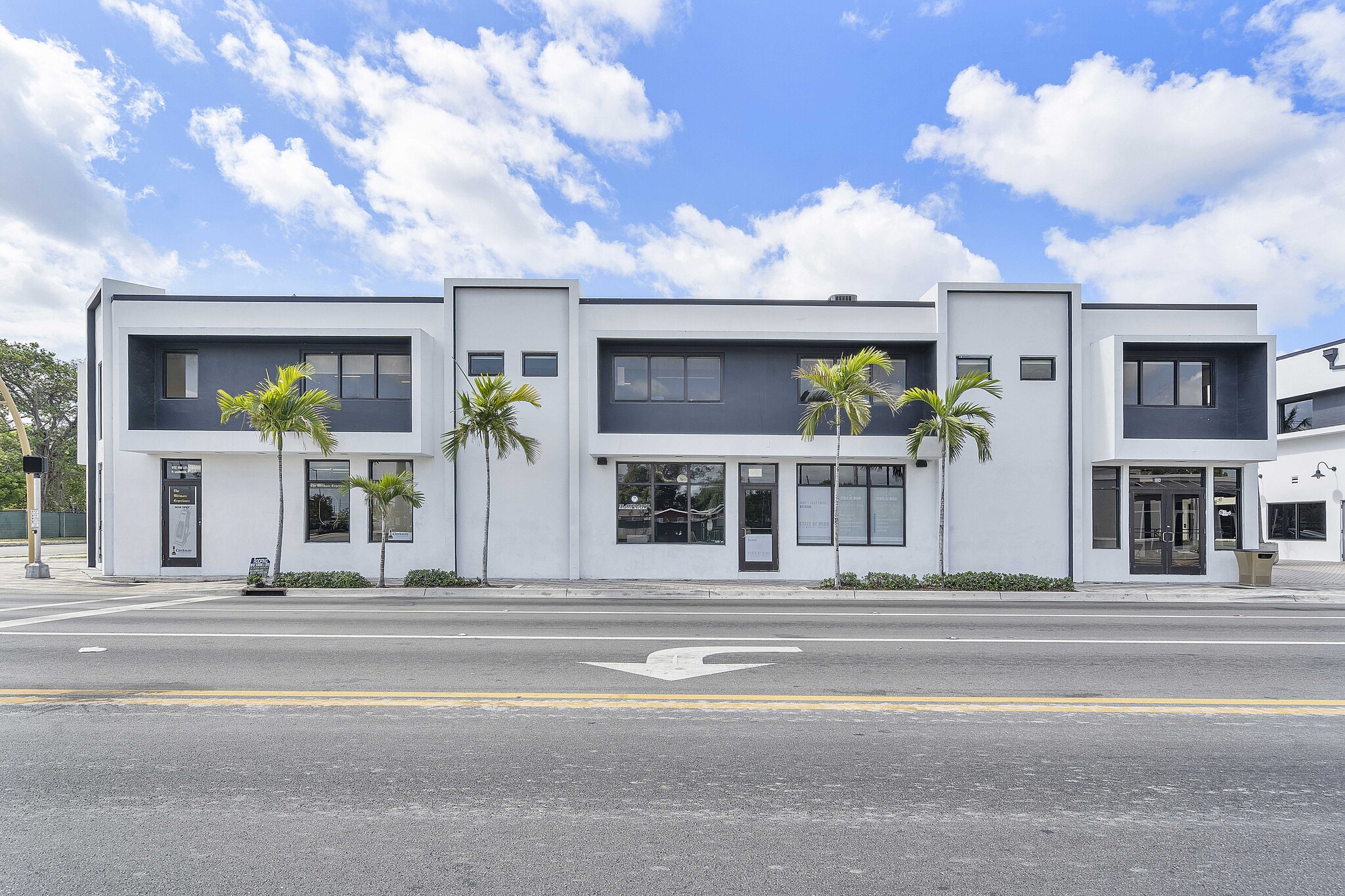 900 NW 6th St, Fort Lauderdale, FL à louer Photo intérieure– Image 1 sur 16