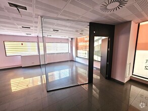 Bureaux/Local commercial dans Valdemoro, Madrid à louer Photo intérieure– Image 1 sur 7