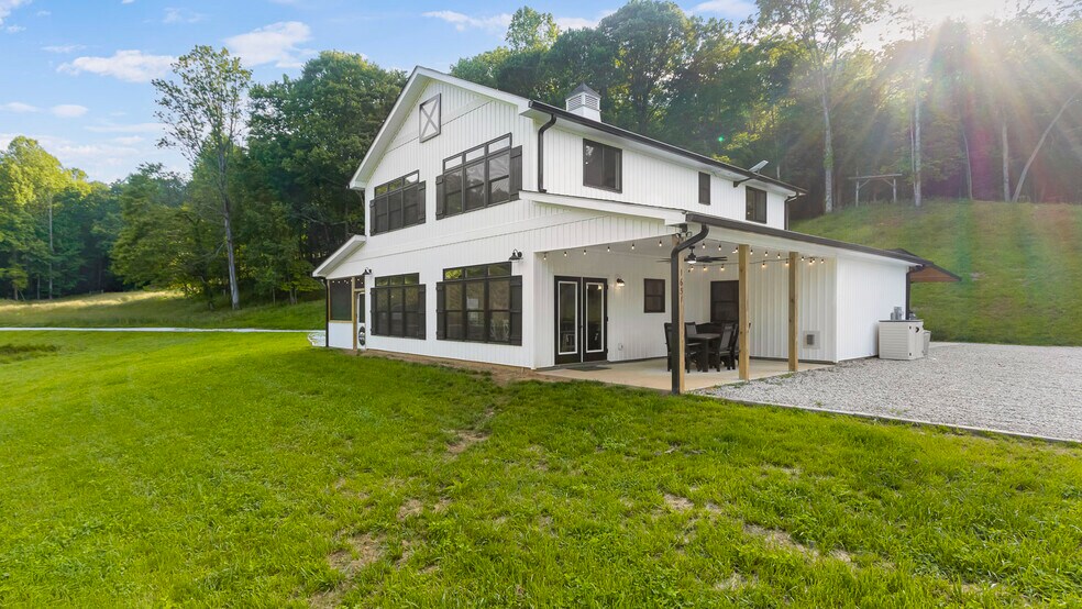 1651 Winding Stairs rd, Topton, NC à vendre - Photo de l’immeuble – Image 2 sur 69