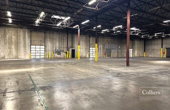 235 Standard Warehouse Rd, Lugoff, SC à louer Photo de l’immeuble– Image 1 sur 2