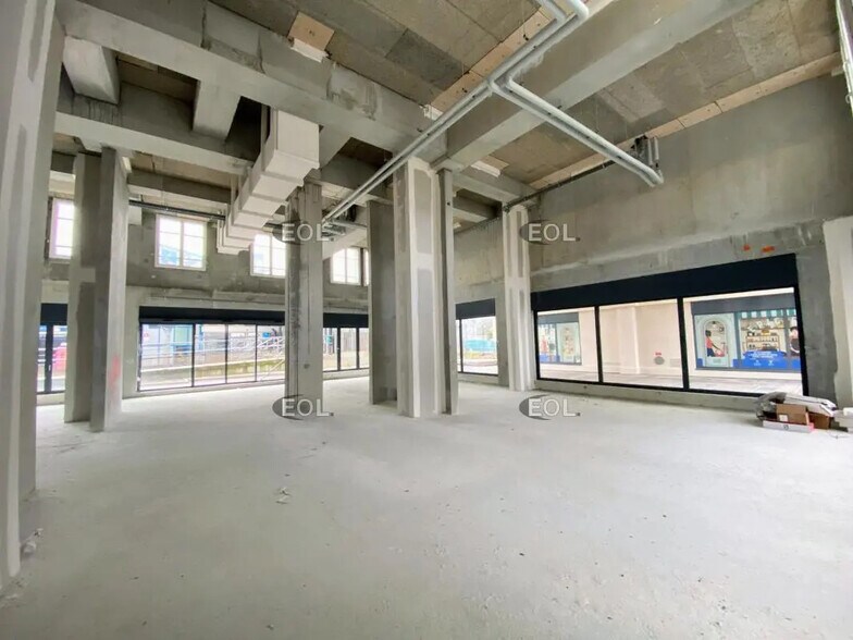 Local commercial dans Clamart à louer - Photo intérieure – Image 3 sur 5