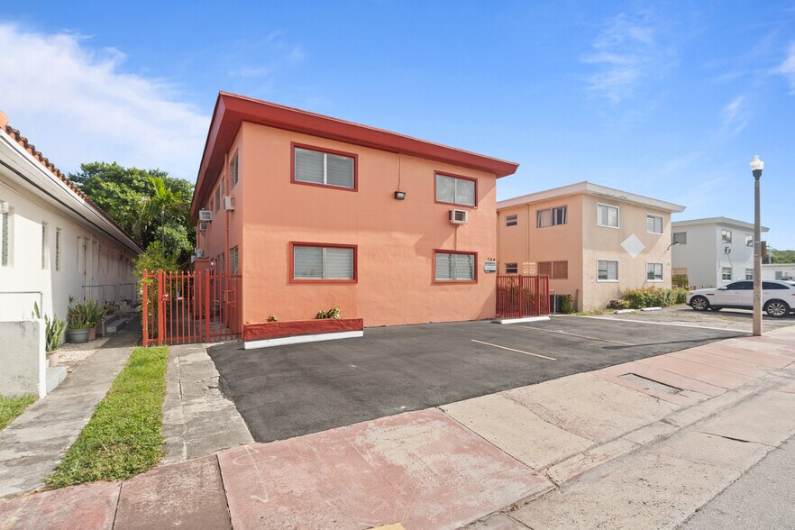 744 85th St, Miami Beach, FL à vendre - Photo de l’immeuble – Image 2 sur 42