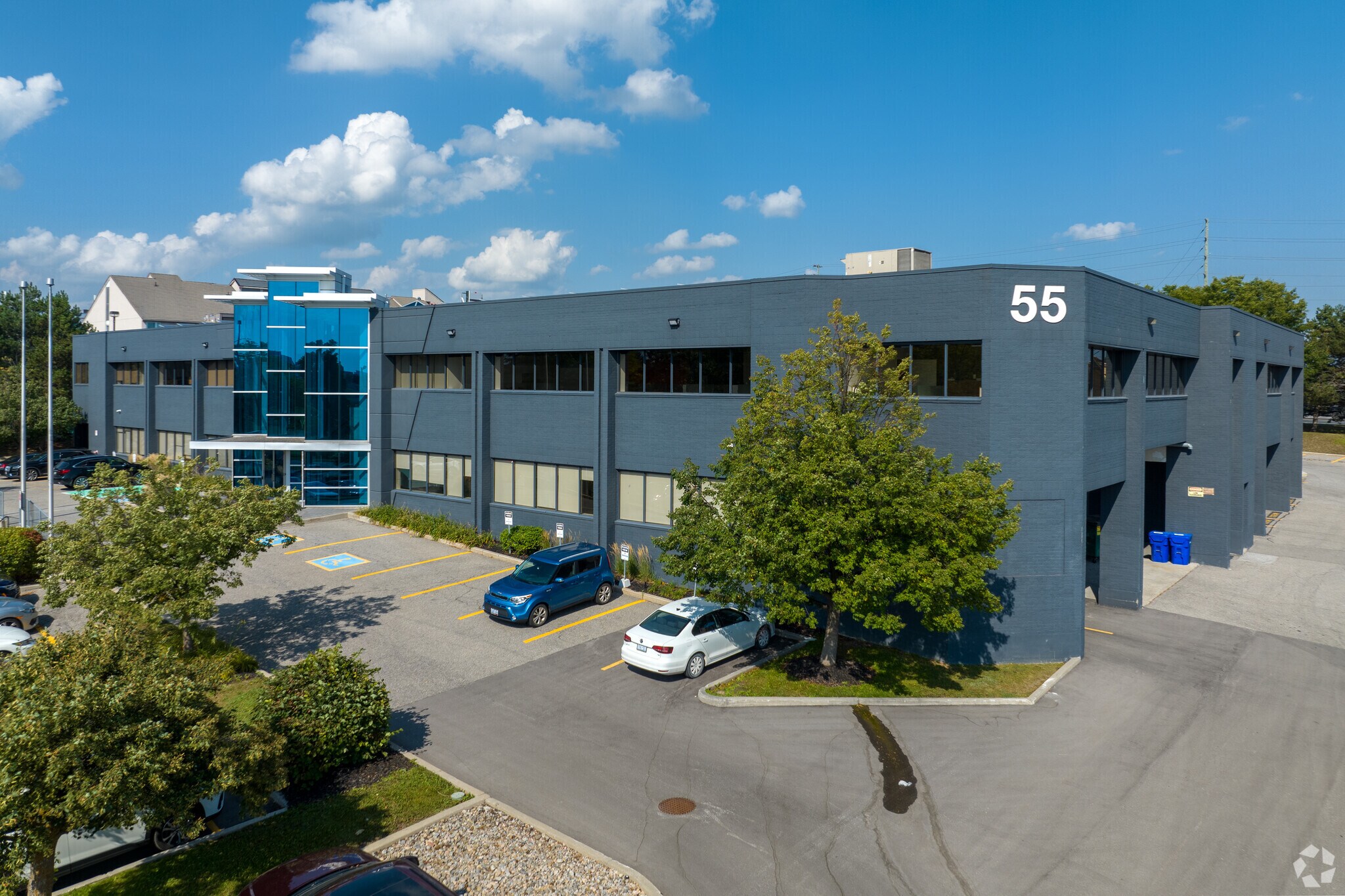 55 Renfrew Dr, Markham, ON à vendre Photo principale– Image 1 sur 17