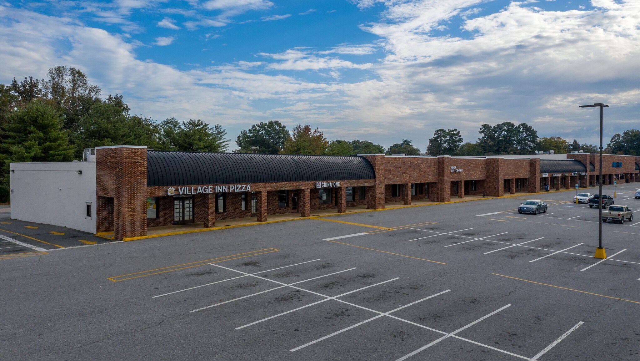 2092-2142 Statesville Blvd, Salisbury, NC à louer Photo de l’immeuble– Image 1 sur 6