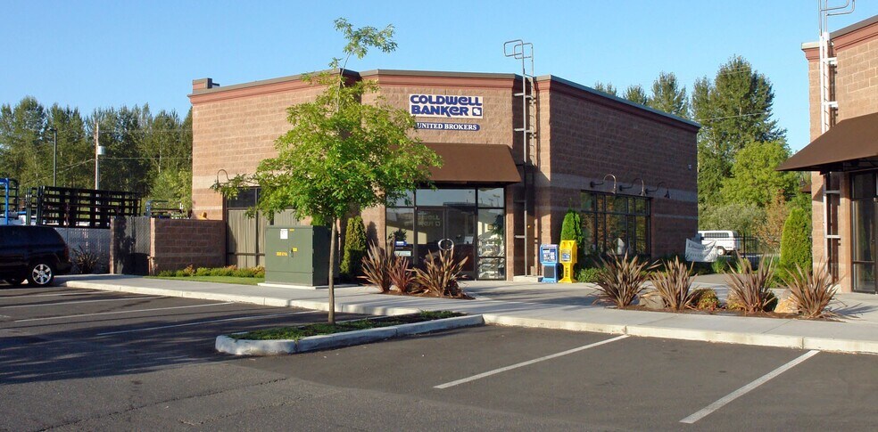909 W Main St, Battle Ground, WA à louer - Photo de l’immeuble – Image 2 sur 12
