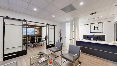 7000 W Palmetto Park Rd, Boca Raton, FL à louer Numérisation 3D Matterport– Image 1 sur 9