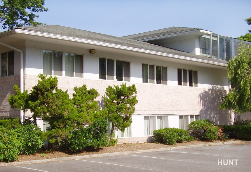 353 Veterans Memorial Hwy, Commack, NY à louer - Photo de l’immeuble – Image 3 sur 11