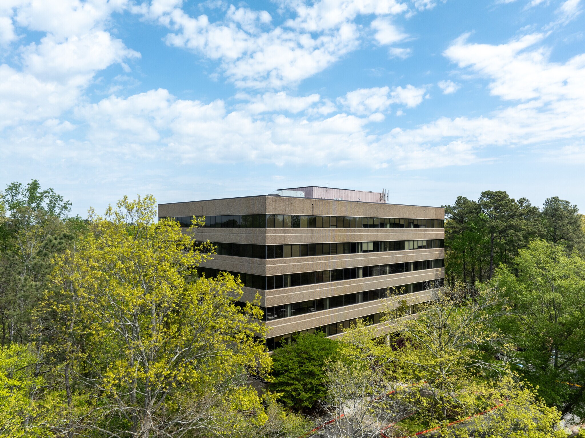500 Northridge Rd, Atlanta, GA à louer Photo principale– Image 1 sur 20