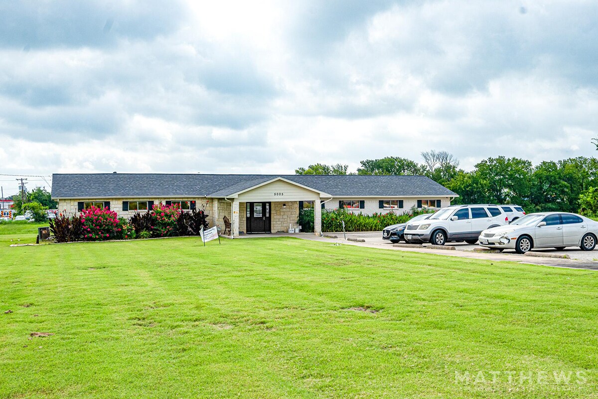 5005 Live Oak St, Greenville, TX à vendre Photo de l’immeuble– Image 1 sur 4