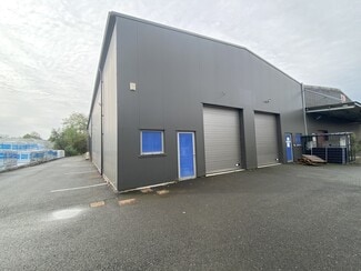 Plus de détails pour 11 Avenue De La Madeleine, Gradignan - Local d'activités à louer