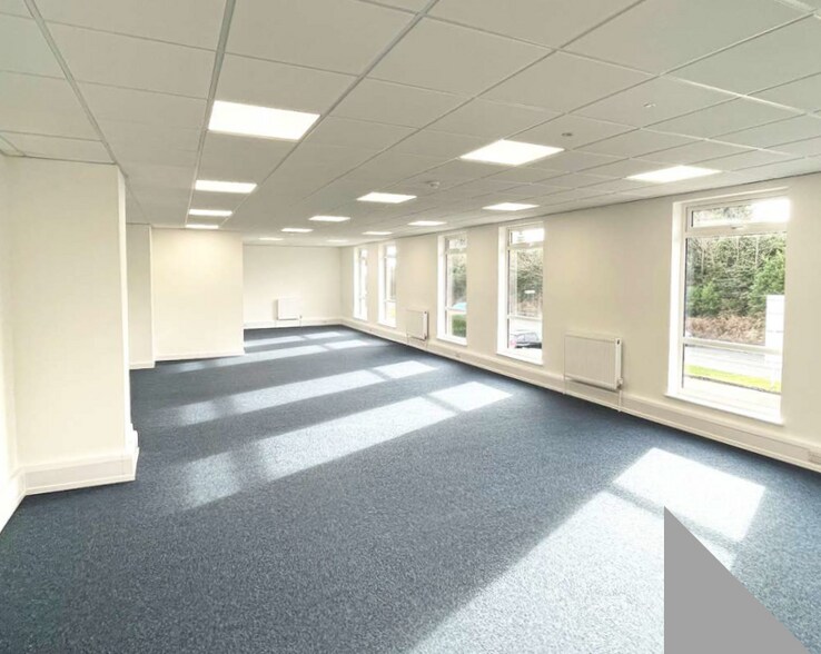 6 Hawley Ln, Farnborough à louer - Photo intérieure – Image 2 sur 3