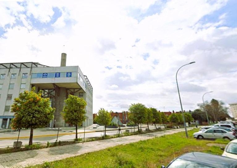 Bureau dans SEVILLA, Sevilla à vendre - Photo de l’immeuble – Image 2 sur 3