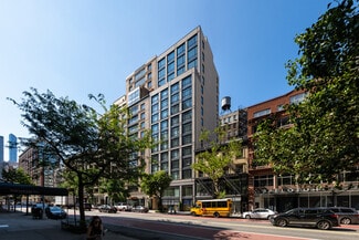 Plus de détails pour 128 W 23rd St, New York, NY - Logement à vendre