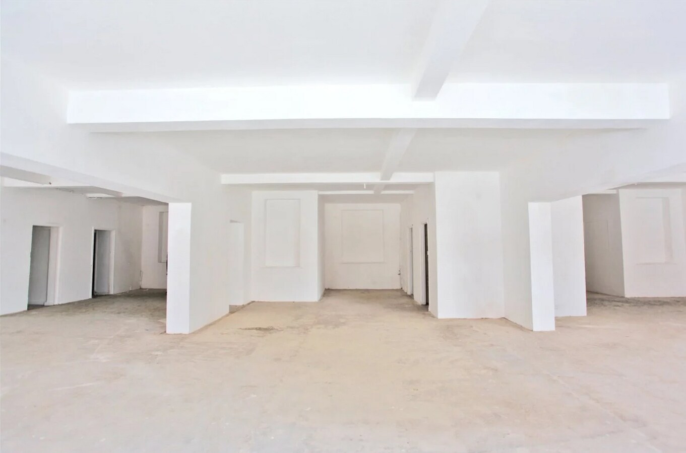 607-617 High Rd, Londres, LND E10 6RF - Lot A1 -  - Photo intérieure - Image 1 of 6