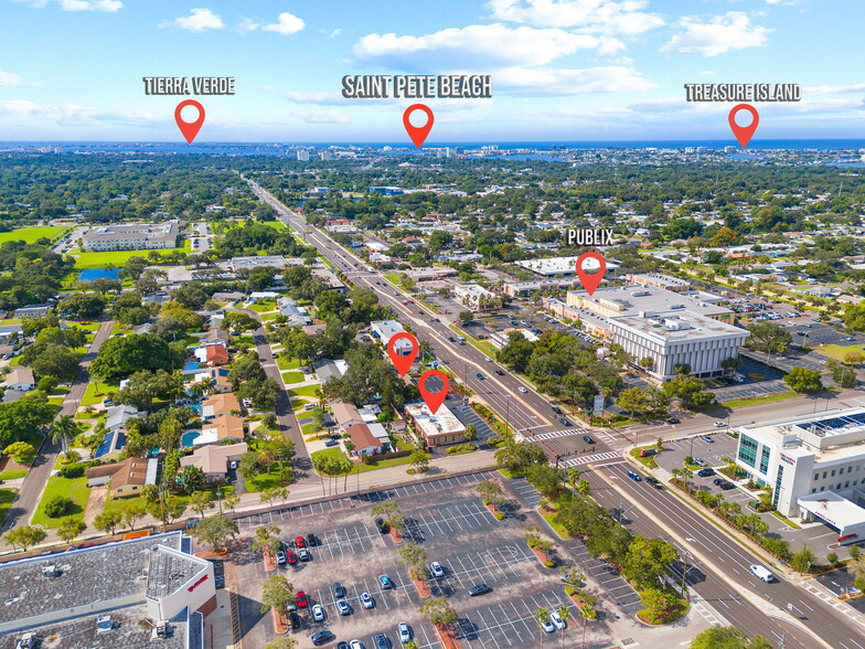 1701 66th St N, Saint Petersburg, FL à vendre - Photo de l’immeuble – Image 2 sur 71