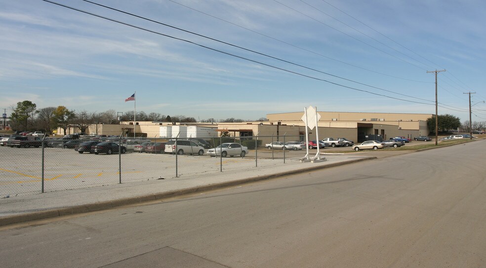 4301 Mansfield Hwy, Fort Worth, TX à louer - Photo de l’immeuble – Image 1 sur 2