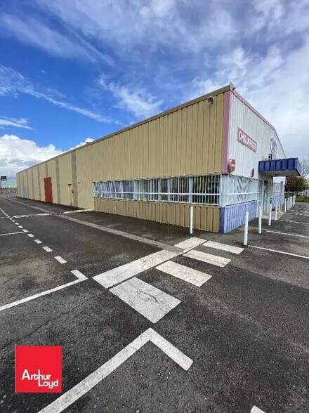 Local commercial dans Mainvilliers à louer - Photo de l’immeuble – Image 1 sur 5