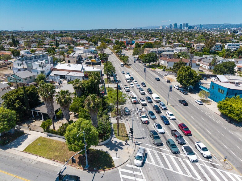 5506 Venice Blvd, Los Angeles, CA à vendre - Photo de l’immeuble – Image 2 sur 4