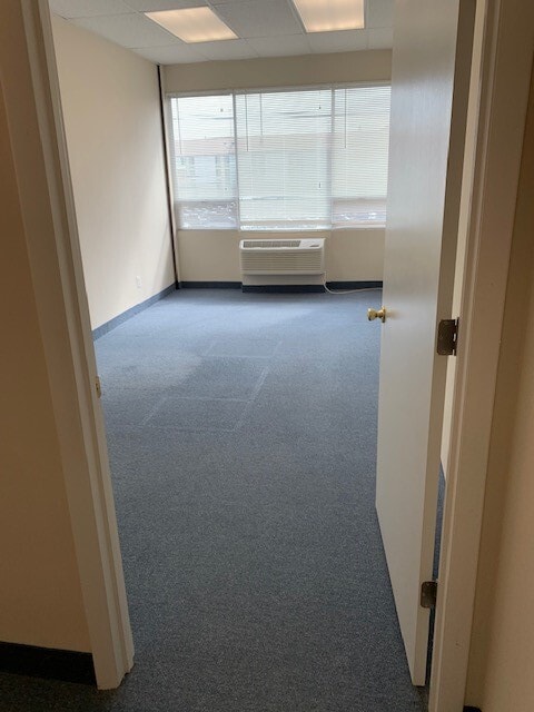 6552-6566 Backlick Rd, Springfield, VA à louer Photo intérieure– Image 1 sur 5