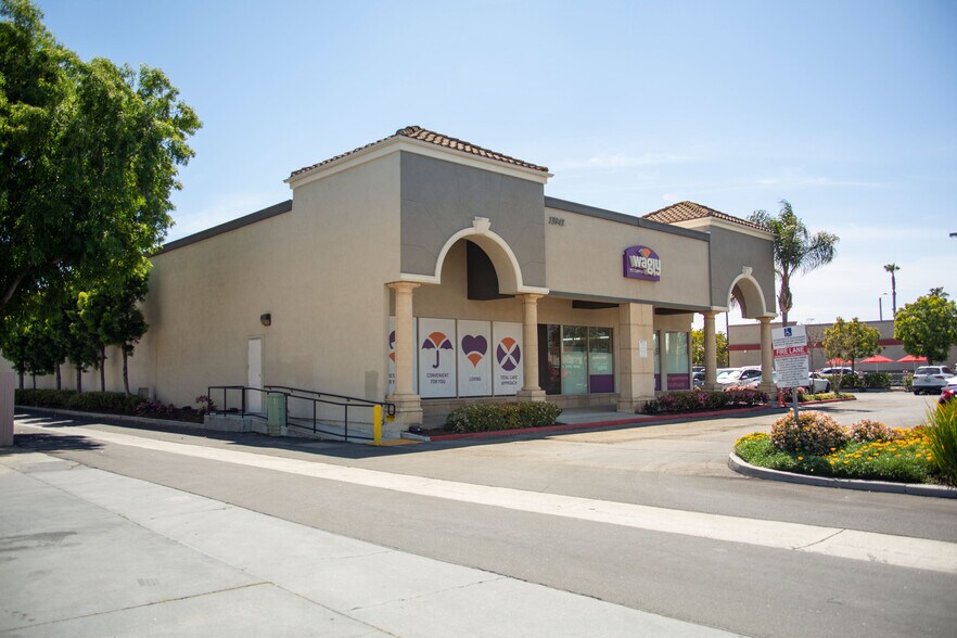 13942-13982 Newport Ave, Tustin, CA à louer - Photo de l’immeuble – Image 2 sur 2