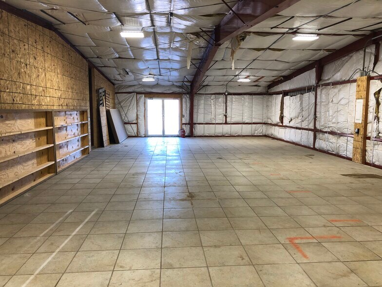 208 W Front St, Alda, NE à louer - Photo de l’immeuble – Image 2 sur 14