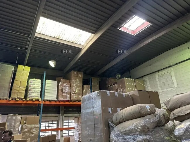 Plus de détails pour Industriel/Logistique à vendre