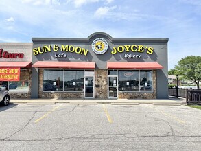 2300-2316 E County Line Rd, Indianapolis, IN à louer Photo de l’immeuble– Image 1 sur 18