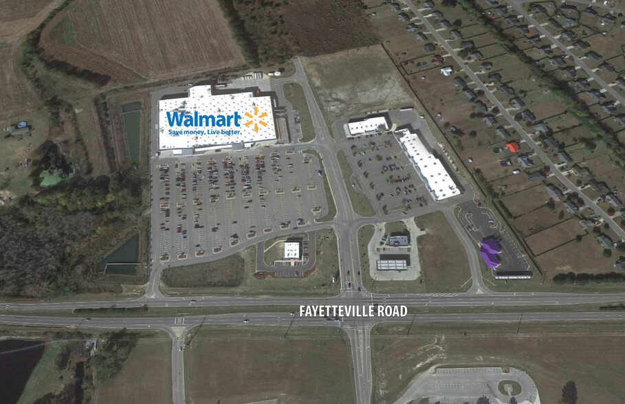 4555 Fayetteville Rd, Raeford, NC à louer - Photo de l’immeuble – Image 2 sur 10