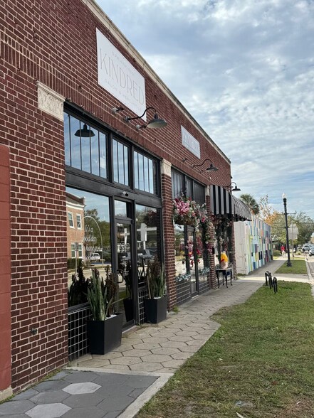 1748-1754 N Main St, Jacksonville, FL à louer - Photo de l’immeuble – Image 3 sur 9