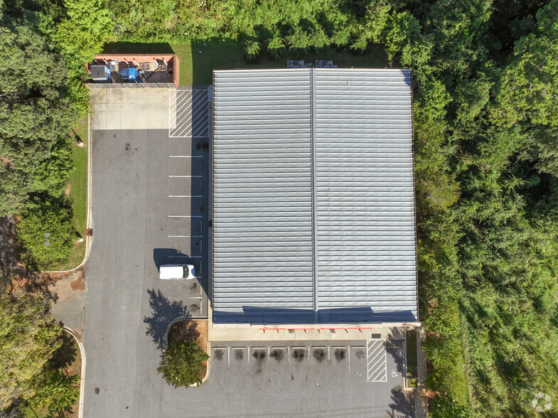3107 Springs Rd NE, Hickory, NC à louer - Photo de l’immeuble – Image 3 sur 5