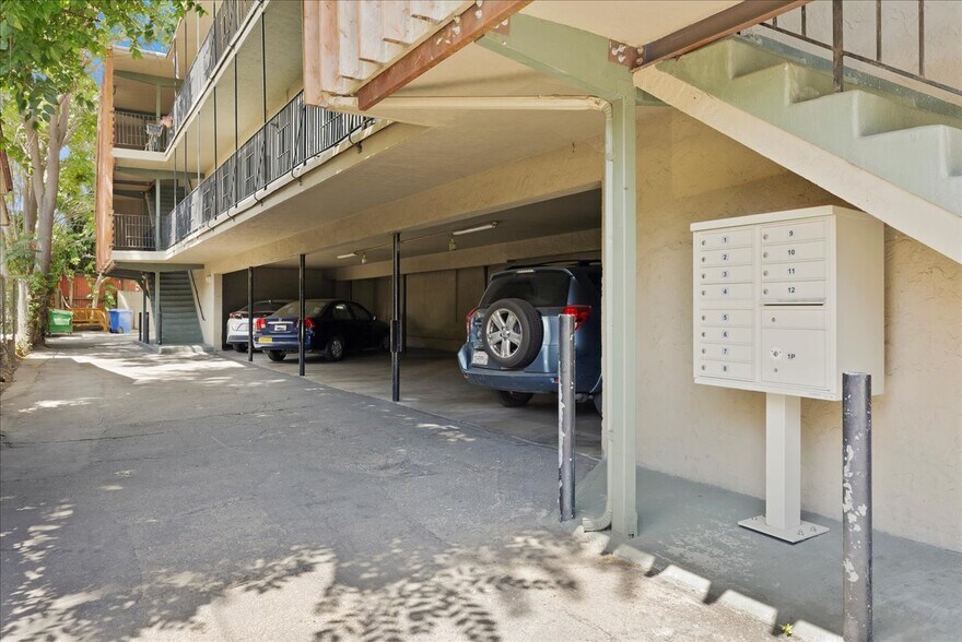 457 S 10th St, San Jose, CA à vendre - Photo de l’immeuble – Image 3 sur 39