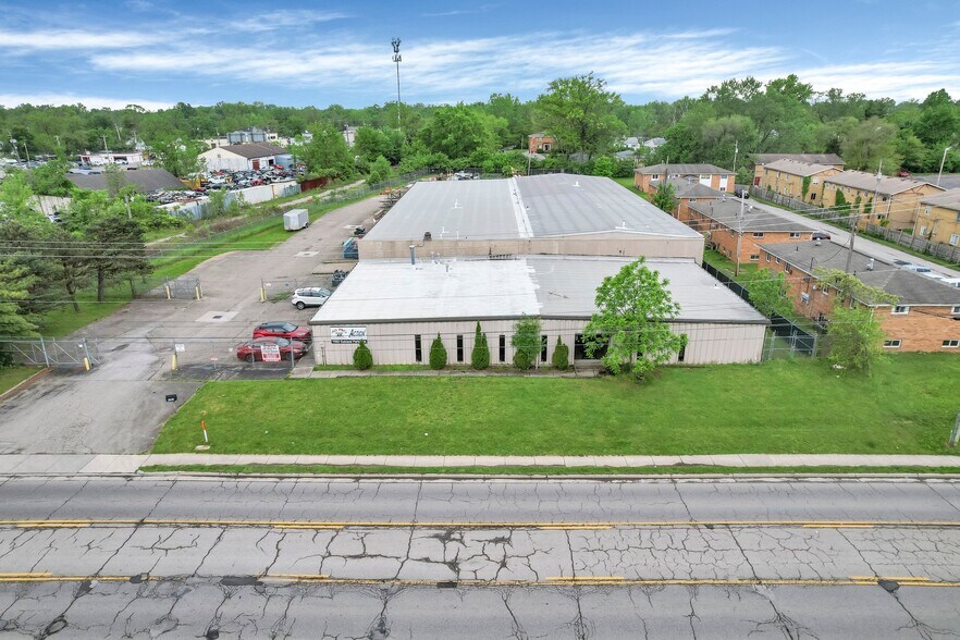 1985 Oakland Park Ave, Columbus, OH à louer - Photo de l’immeuble – Image 2 sur 38