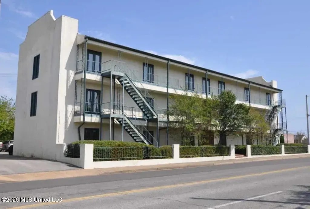 178 Main St, Biloxi, MS à louer Photo de l’immeuble– Image 1 sur 2