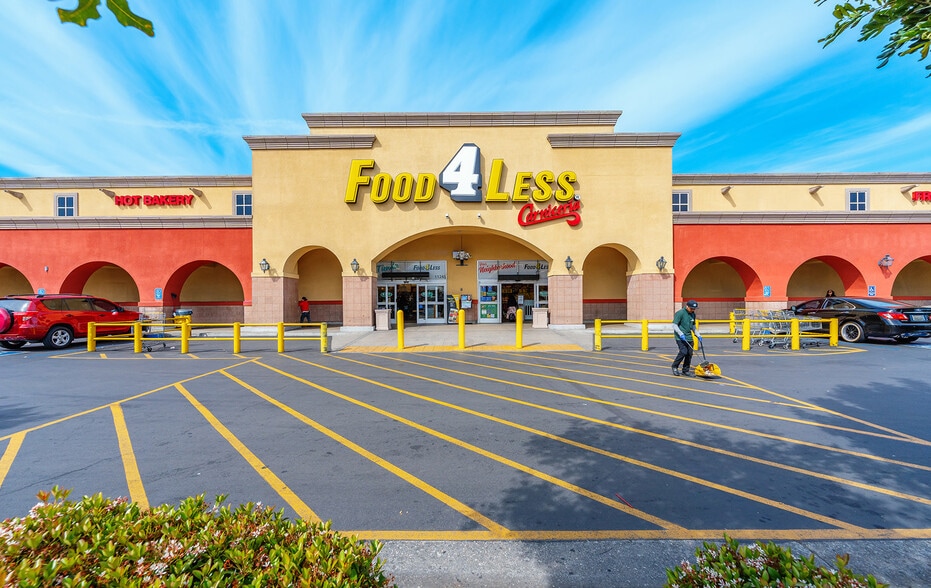 11215-11389 Long Beach Blvd, Lynwood, CA à louer - Photo principale – Image 1 sur 21