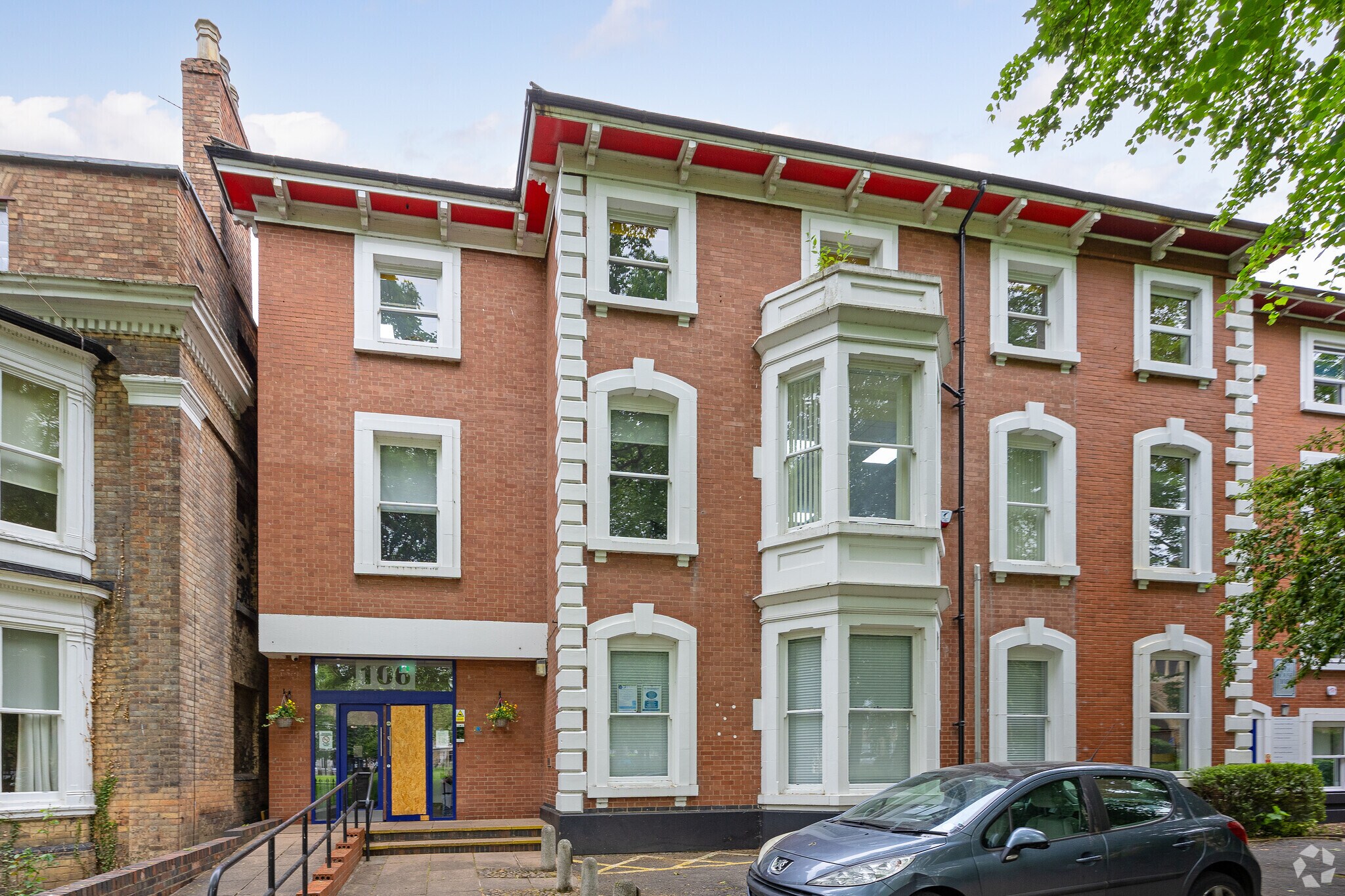 106 New Walk, Leicester à louer Photo principale– Image 1 sur 4