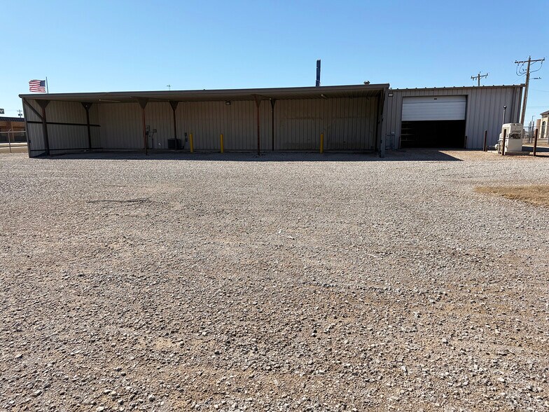 1510 Amity Ln, El Reno, OK à louer - Photo de l’immeuble – Image 2 sur 3