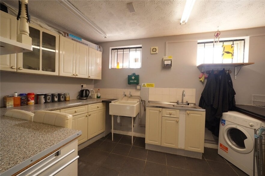 11A Mill St, Mildenhall à vendre - Photo de l’immeuble – Image 2 sur 4
