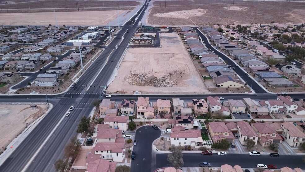 6310 N Lamb Blvd, Las Vegas, NV à louer - Vidéo sur l’annonce professionnelle – Image 2 sur 8