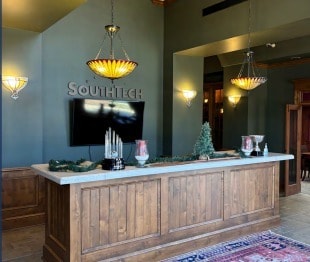 6100 Maddry Oaks Ct, Raleigh, NC à louer Hall d’entrée– Image 1 sur 6