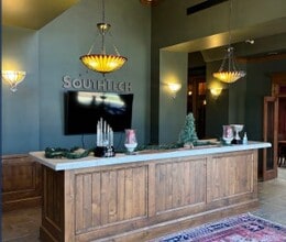 6100 Maddry Oaks Ct, Raleigh, NC à louer Hall d’entrée– Image 1 sur 6