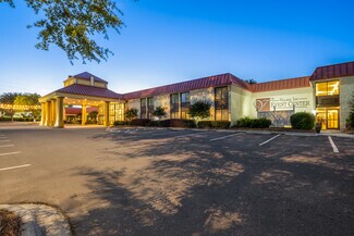 Plus de détails pour 6205 Ramada Dr, Clemmons, NC - Hôtellerie à vendre
