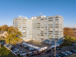 Plus de détails pour 333 W Meyer Blvd, Kansas City, MO - Logement à vendre